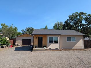 698 Wilson Rd, Central Pt, OR 97502