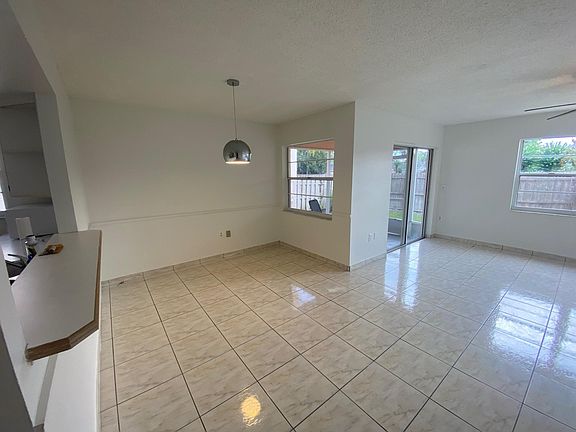 3rd image of 4122 Pescadero Ct