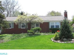 1075 Shady Hill Dr, Columbus, OH 43221