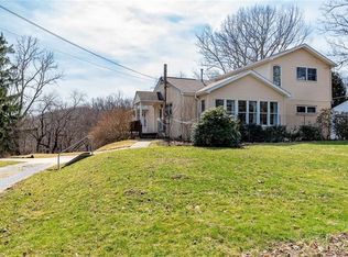 656 Camp Meeting Rd, Sewickley, PA 15143