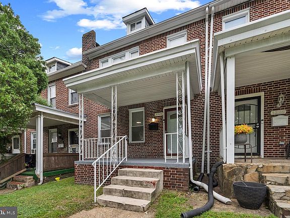 3rd image of 3326 Burleith Ave