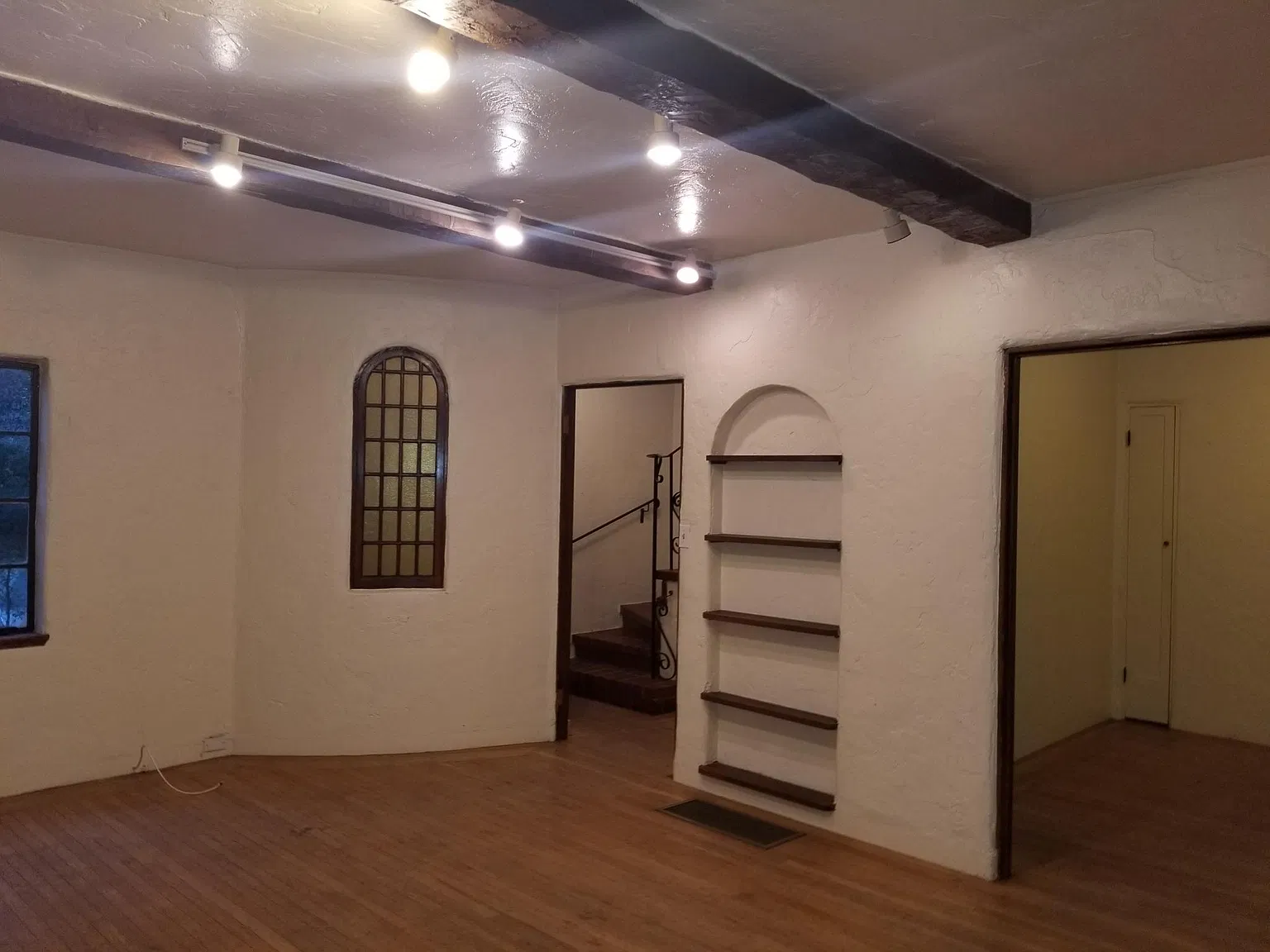 2 bed, 1250 sqft, $3,425 — Photo 3