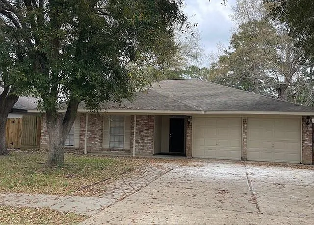 23118 Bayleaf Dr