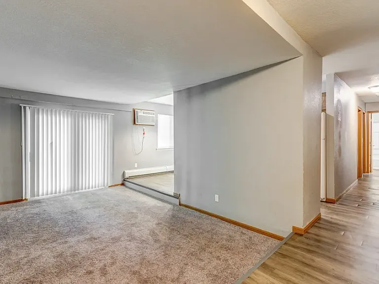 Scandia Woods Apartments — Photo 19