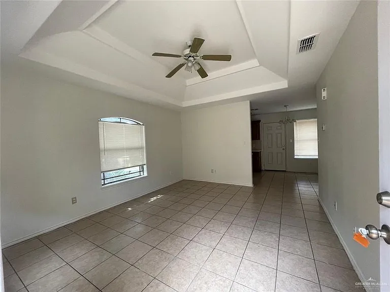 1806 S Ironwood St — Photo 8