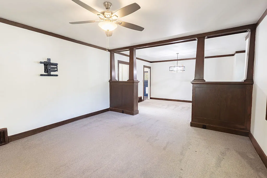 3 bed, 1926 sqft, $1,850 — Photo 3