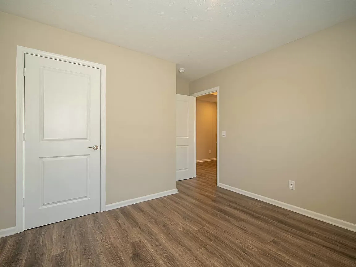 4 bed, 2.0 bath, 1771 sqft, $2,245 — Photo 2