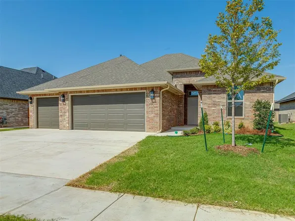 5013 Vine Cliff Rd, Mustang, OK 73064