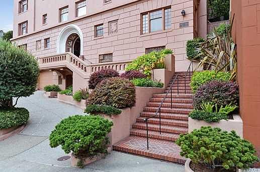 Classic well maintained San Francisco gem.