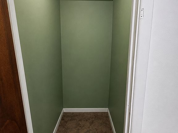 5th image of 7517 Caldwell Ave