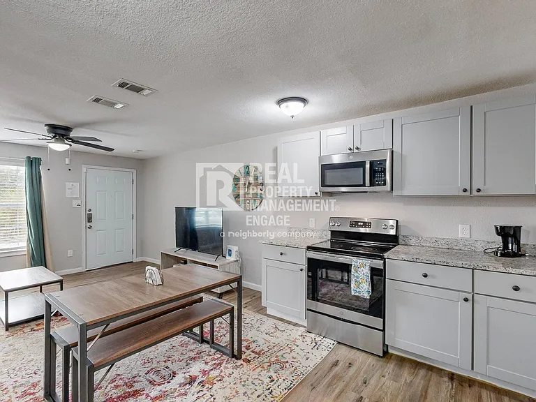 1532 Whitaker Ave — Photo 13