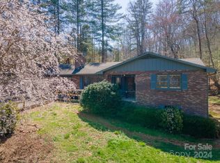 1118 Fulcher Rd, Franklin, NC 28734