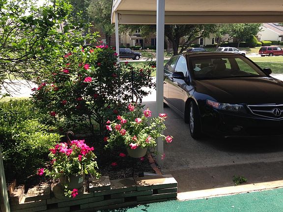4th image of 827 Creekside Dr