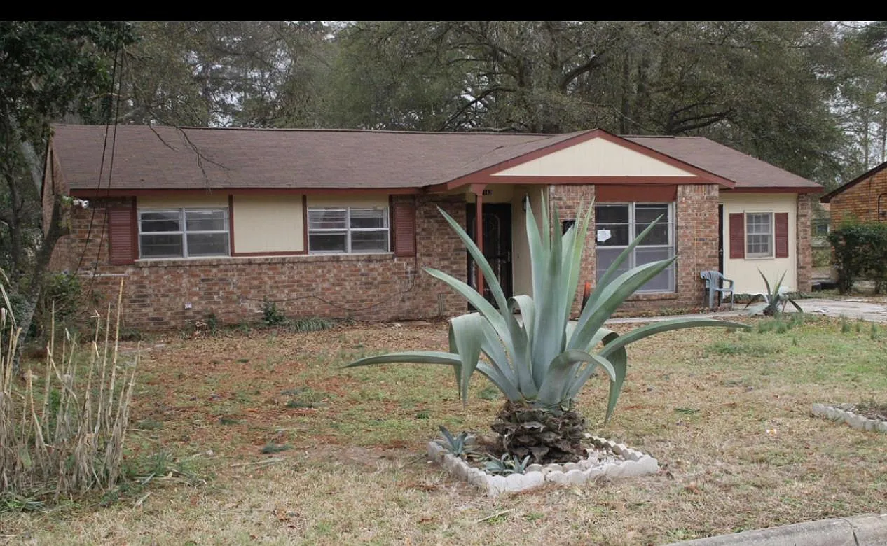 3 bed, 1412 sqft, $1,250 — Photo 1