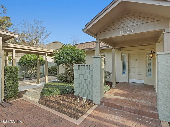 2nd image of 10126 W COURTYARDS Place