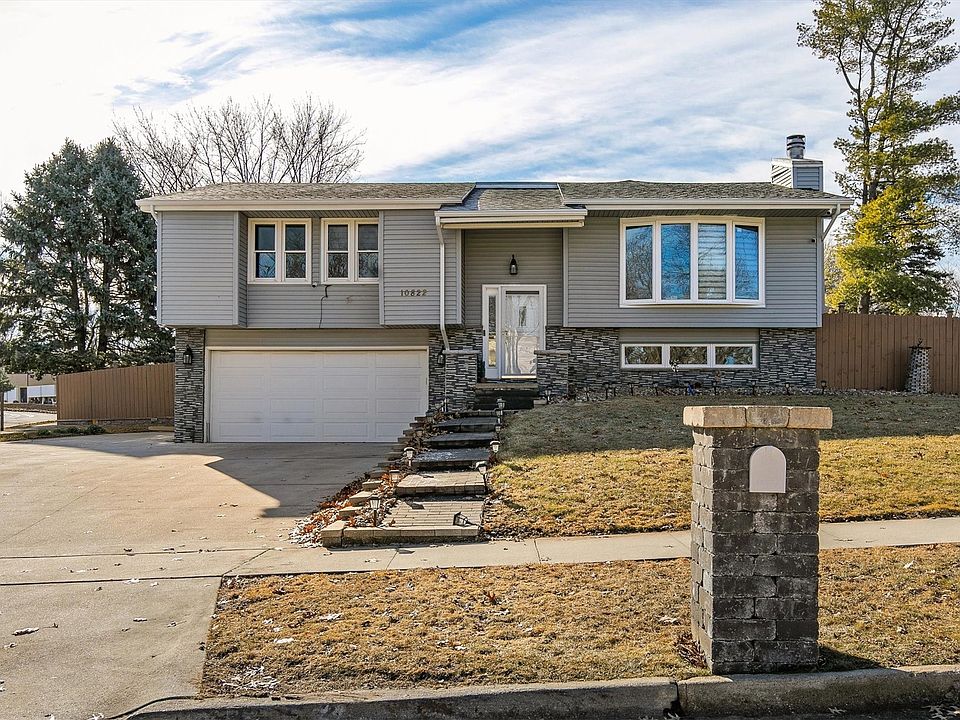 1st image of 10822 Walnut Ridge Dr