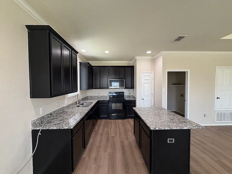 928 Rivers Creek Ln — Photo 12