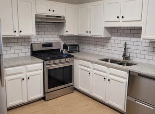 21895 Elkins Ter UNIT 302, Sterling, VA 20166