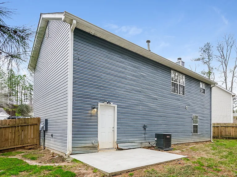 1511 Norman Xing — Photo 19