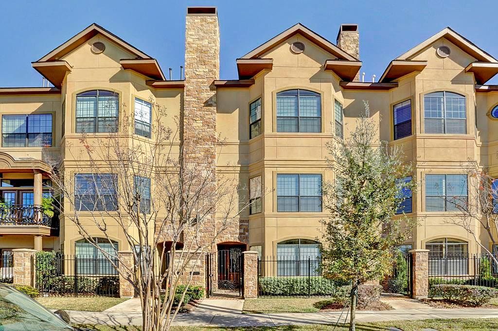 2417 Commonwealth St, Houston, TX 77006 | Zillow