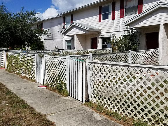3rd image of 134 Lori Anne Ln
