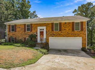 47 Flintwood Dr, Little Rock, AR 72227
