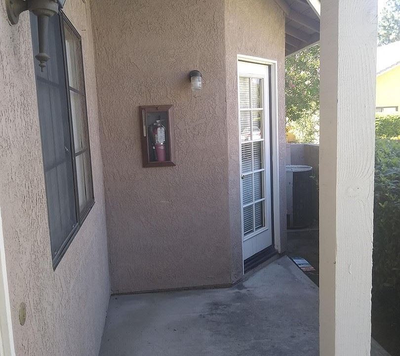 1st image of 752 Corvette Dr APT C