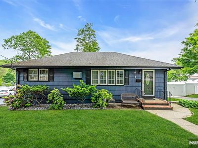 47 Knolls Rd, Bloomingdale, NJ, 07403