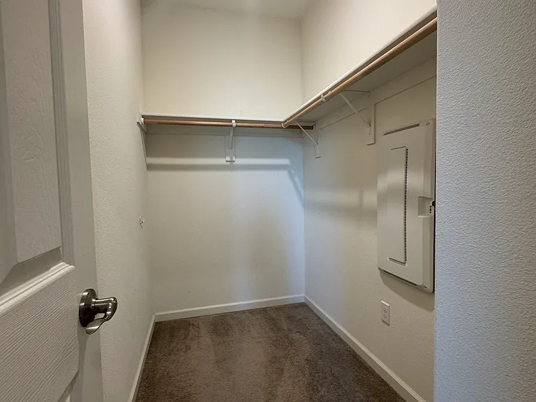 1026 Abruzzo Ln #1 — Photo 13