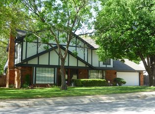 2301 Yorkshire Dr, Edmond, OK 73013