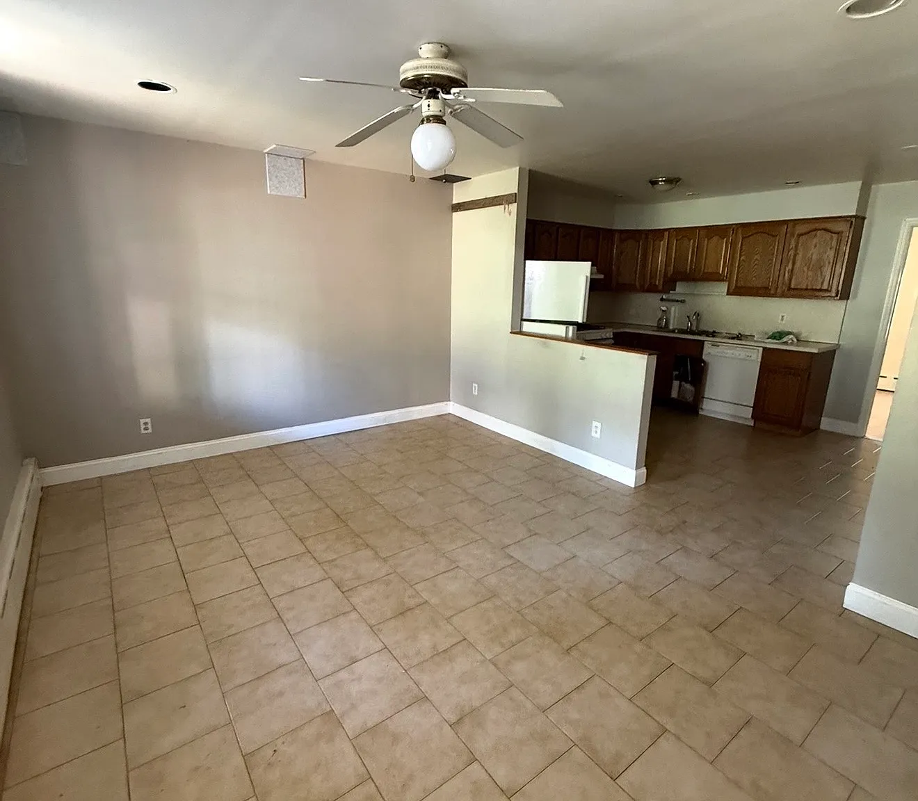 2 bed, 900 sqft, $2,799 — Photo 1