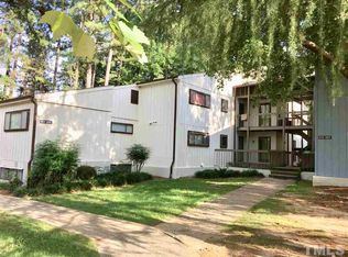 648 Pine Ridge Pl, Raleigh, NC 27609