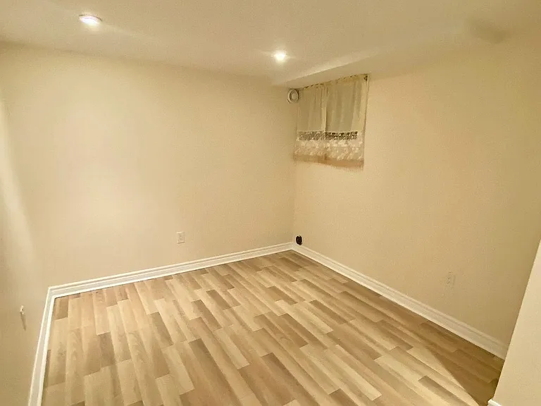 18 King George Rd — Photo 7