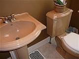 4th image of 122 Maplelawn Dr