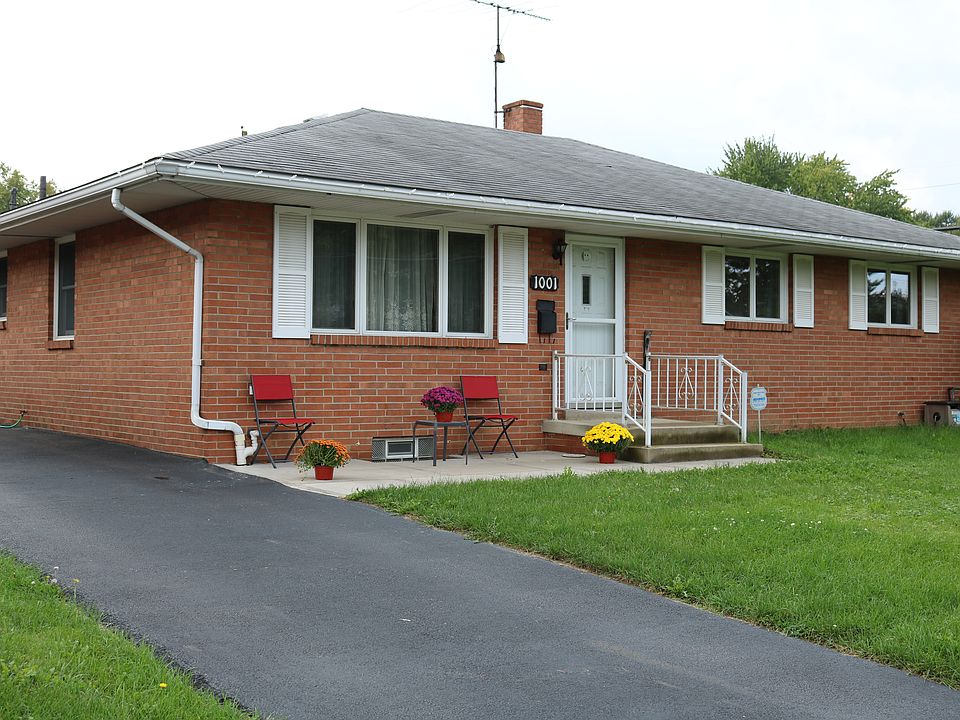 1st image of 1001 Marland Dr N