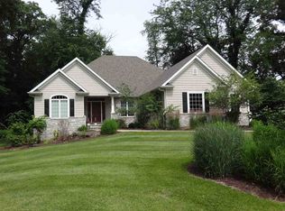 17 Chippiannock Trl, Rock Island, IL 61201