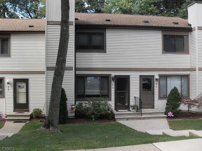 910 Stonegate Ln #910, Stanhope, NJ, 07874