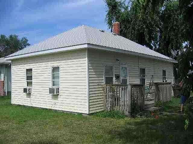 2nd image of 502 E 19th St
