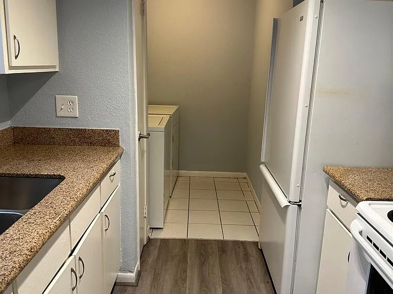 2800 Jeanetta St #2809 — Photo 7