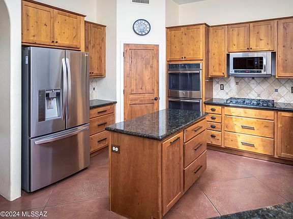 3rd image of 10350 N Wild Creek Dr