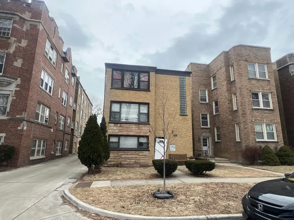 4850 Elm St, Skokie, IL 60077