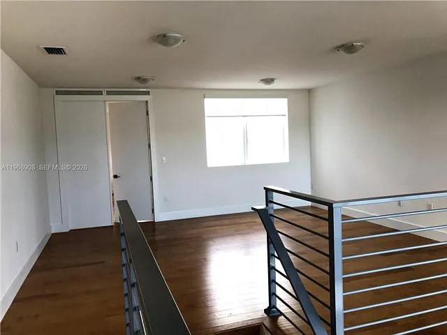 10055 NW 75th St — Photo 18