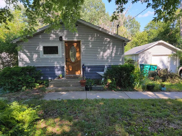 117 Menhall Dr, Edgerton, WI 53534