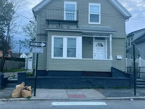 44 Merino St, Providence, RI 02909