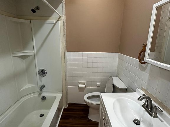 4th image of 214 Main St #2F