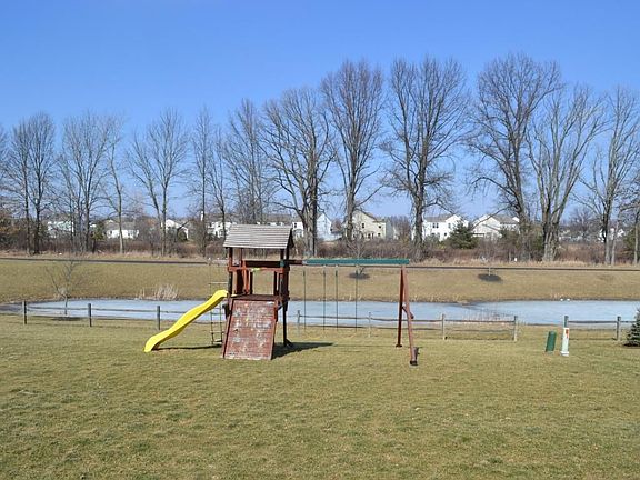 2nd image of 7391 Upper Cambridge Way