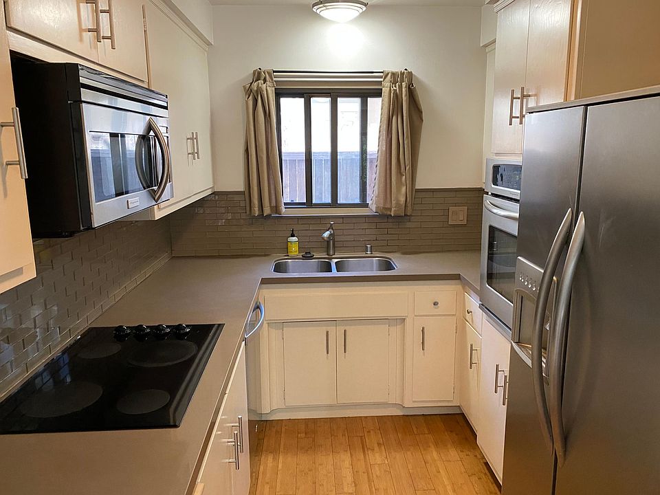 Chef's kitchen