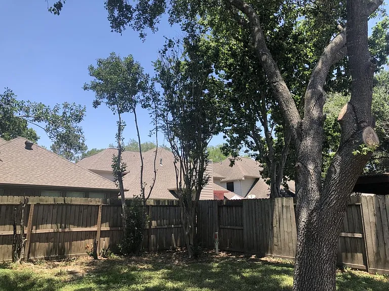 2110 Highland Bay Ct — Photo 32