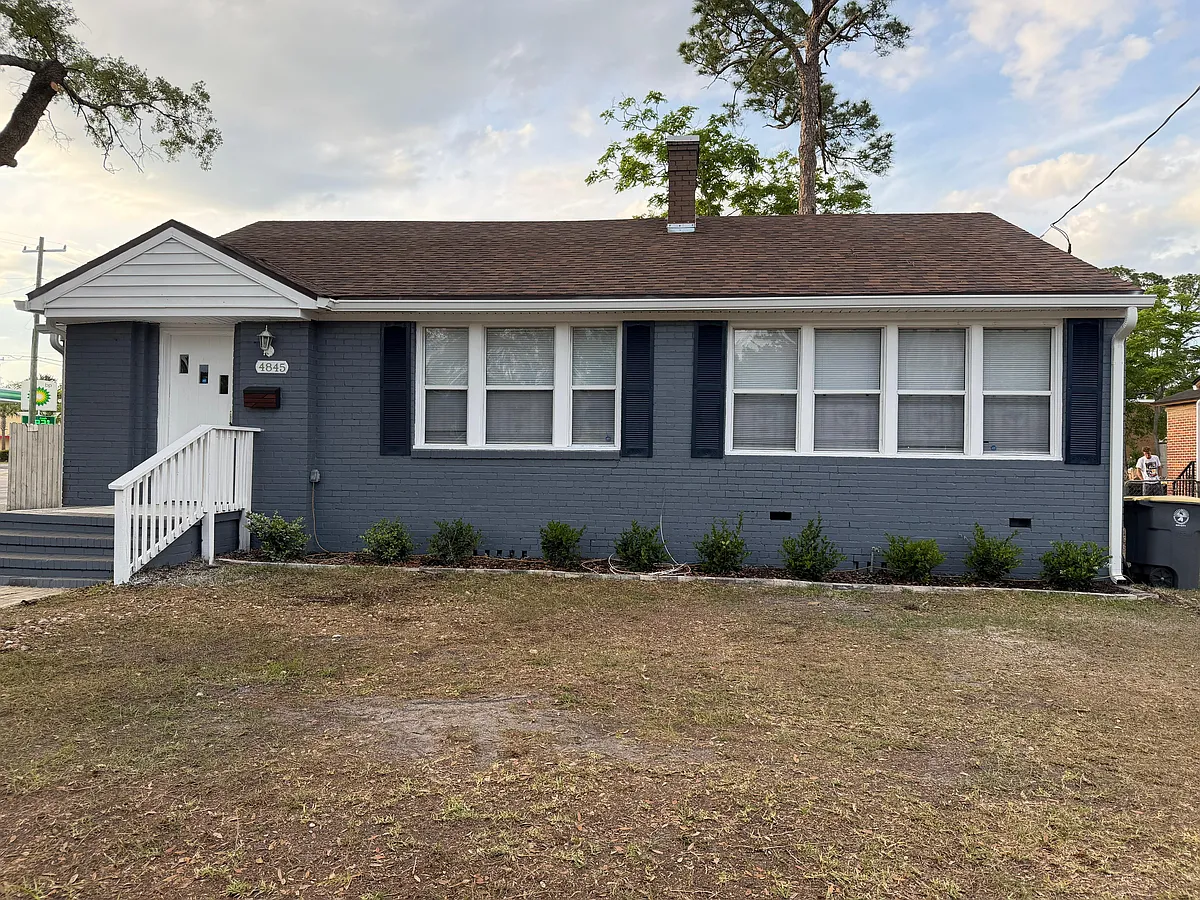 Building Photo - 4845 Astral St