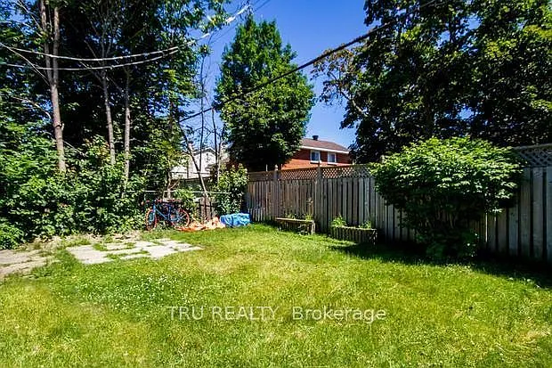 2430 Iris St #B — Photo 26